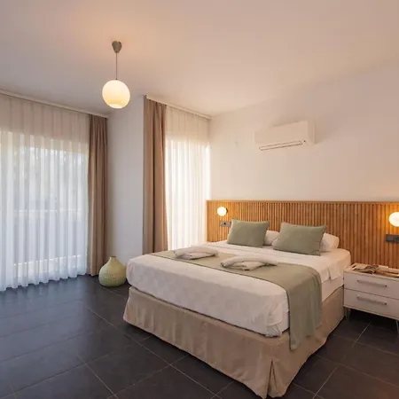 Lumar Homes - Valley Vila *